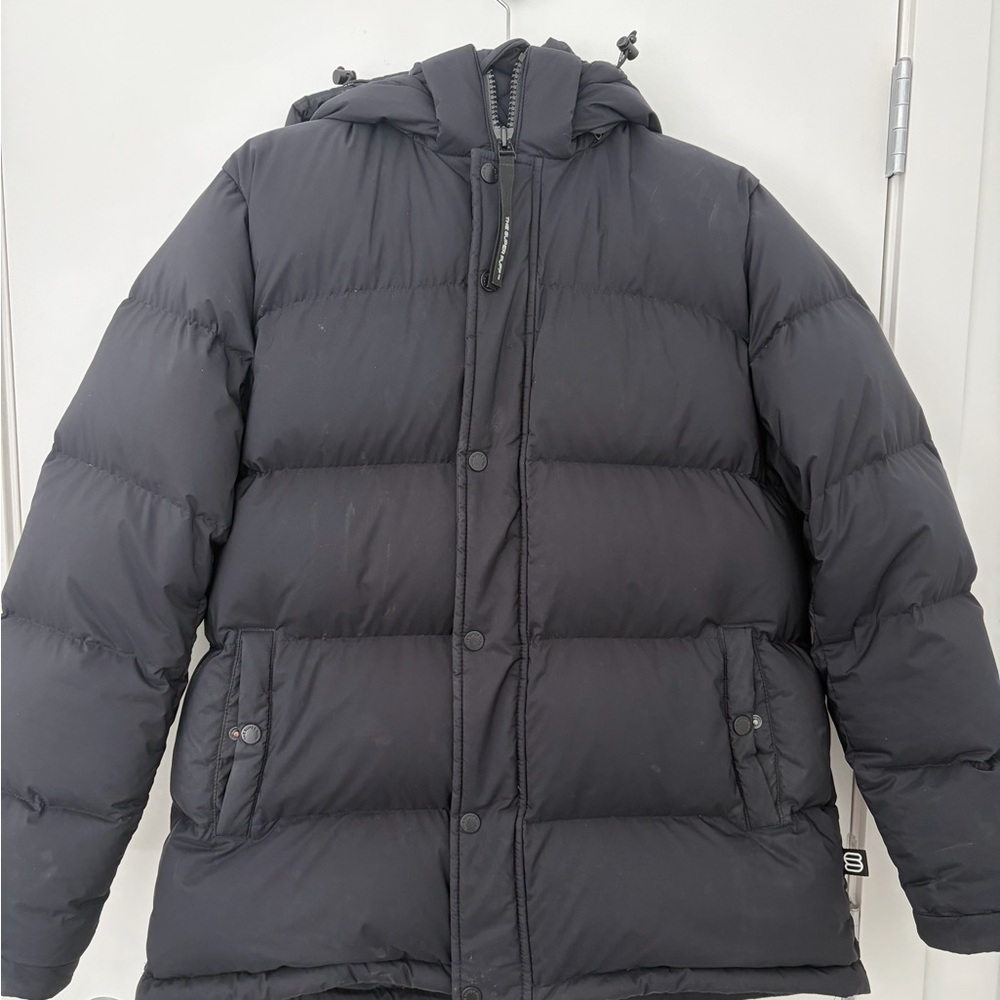 Aritzia Original Super Puff Jacket